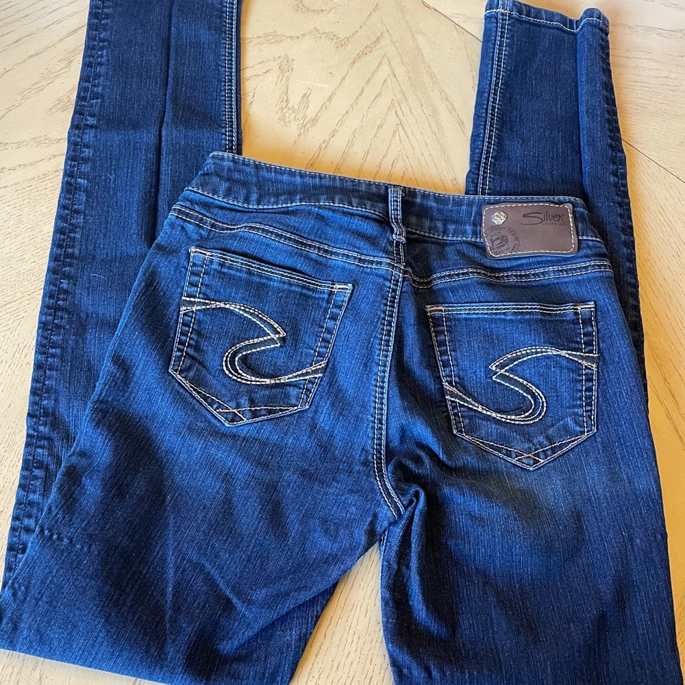 Silver Suki Mid Rise Skinny Jean